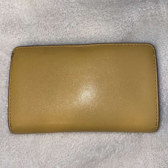 yellow leather michael kors wallet - Picture 2 of 4